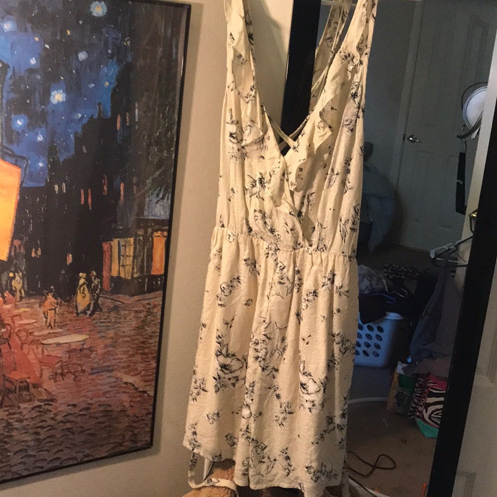 NWOT lush floral romper